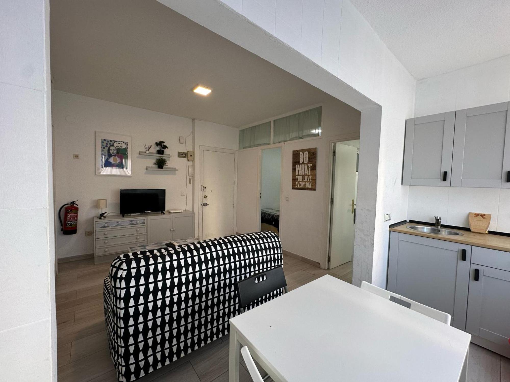 Apartamento Cg131 - Centro 50 Metros, Playa 650 Metros, Wifi, Fire Stick Amazon Torremolinos Exterior foto